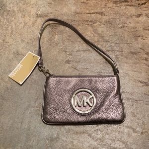 🎉HPx3🎉 Michael Kors Fulton Leather Wristlet